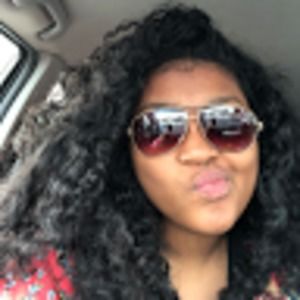 Meet your Posher, Gabrielle